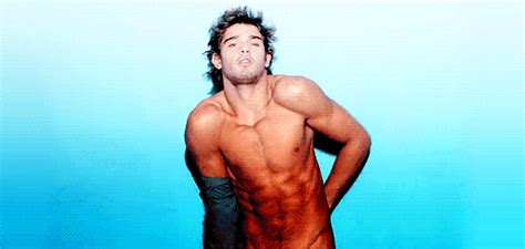 men naked gif|Gay GIFs .